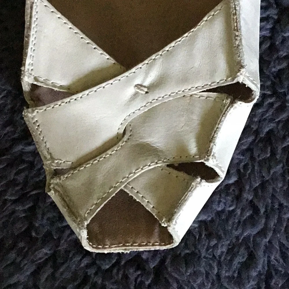 Shoes - Picture 4 of 5